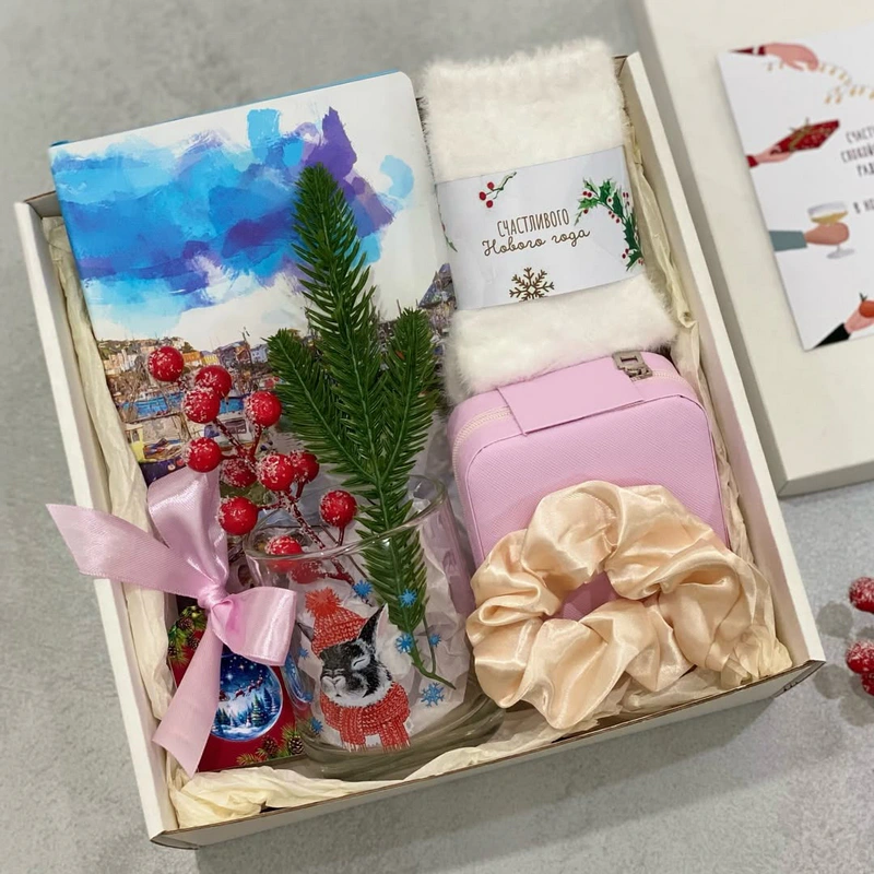 Подарки на Новый год заказать с быстрой доставкой в Актау